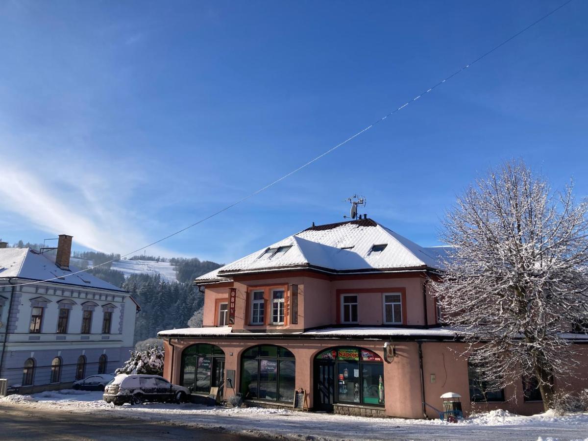 Penzion Breuer Hotel Jablonec nad Jizerou Eksteriør billede